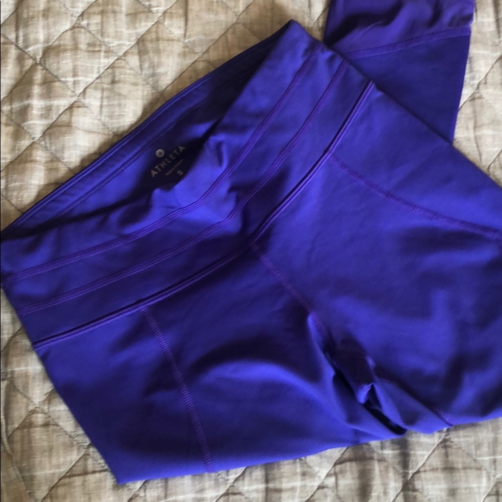 Athleta crops blue size small
